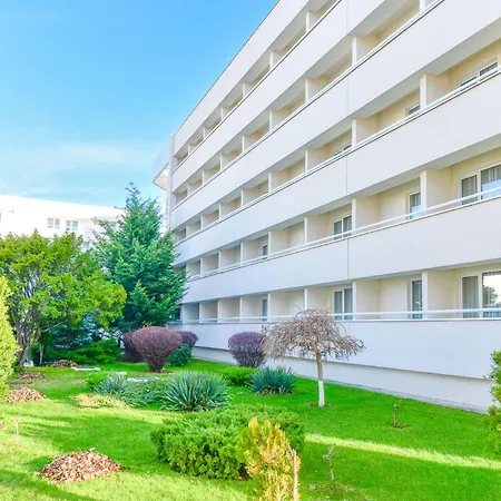 Zenith Hotel 4*