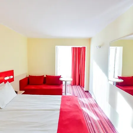 Zenith Hotel