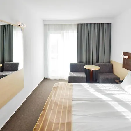 Hotel Zenith Mamaja