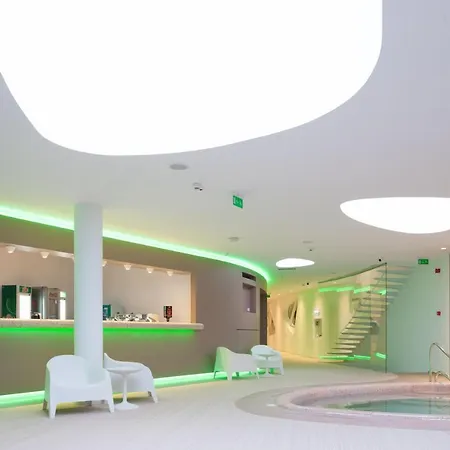 Zenith Mamaia