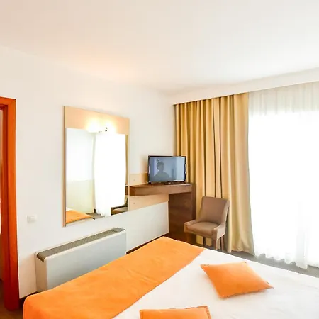 Hotel Zenith 4*